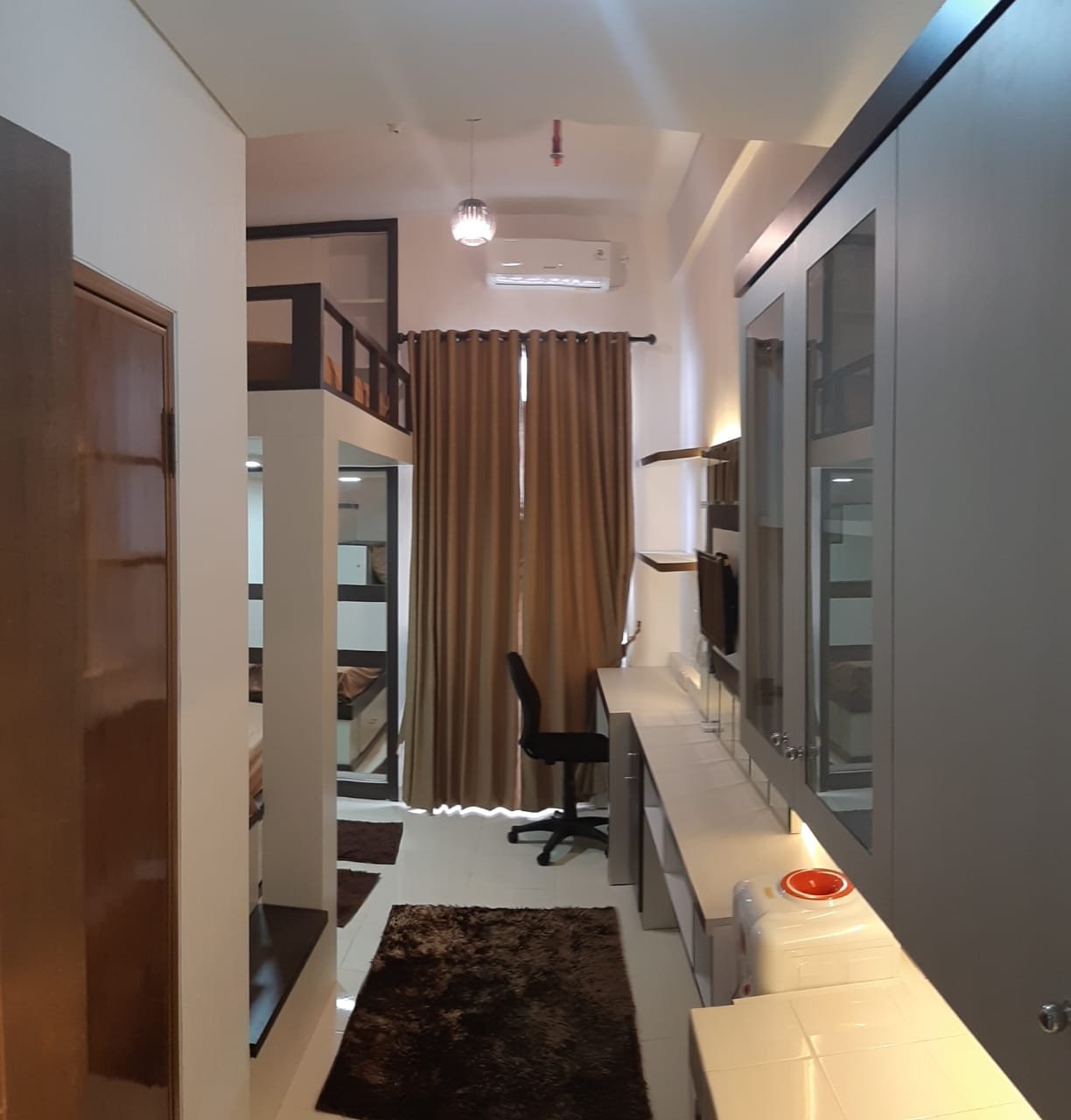 Sewa Dave Apartemen Murah Lantai 10 Full Furnished Dekat Kampus UI Depok - 4