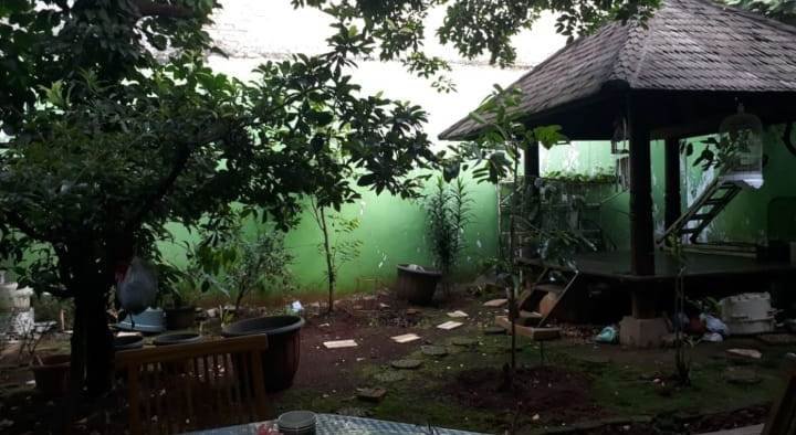 Rumah murah Seken rapih terawat Tanah 440 m2 di Pondok Ranji Siap huni, hanya 3,75 M Sj - 2