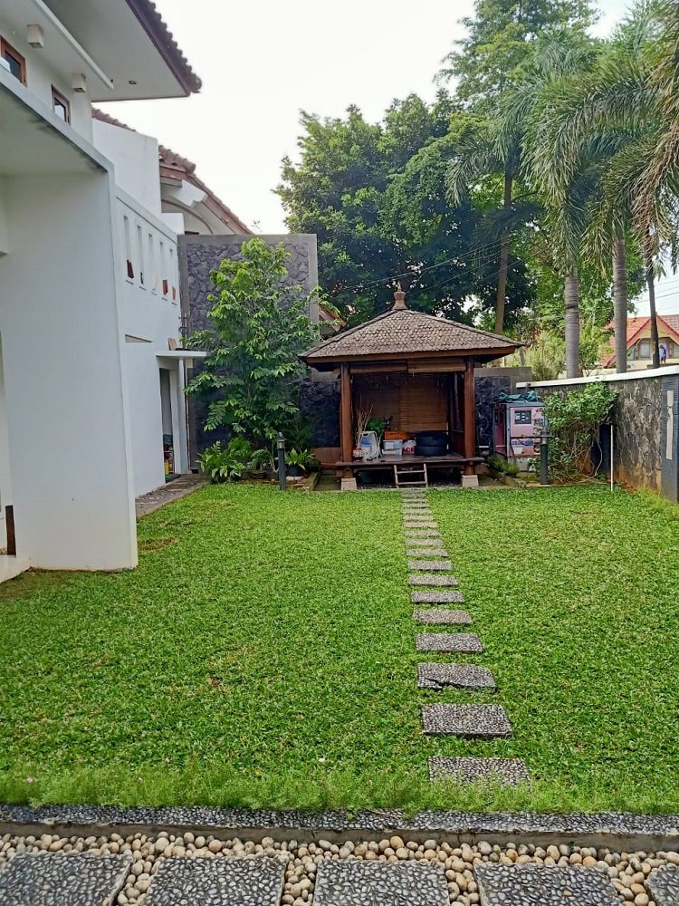 Rumah Bagus Jl.  Garuda, Bintaro, Jakarta Selatan - 8