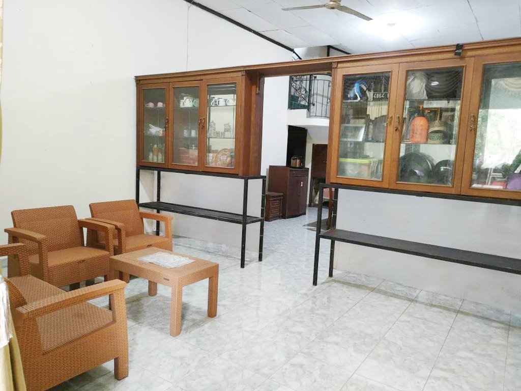 Rumah Dijual Murah Strategis di Komplek Dosen IKIP Jatikramat Jatiasih Kota Bekasi - 9