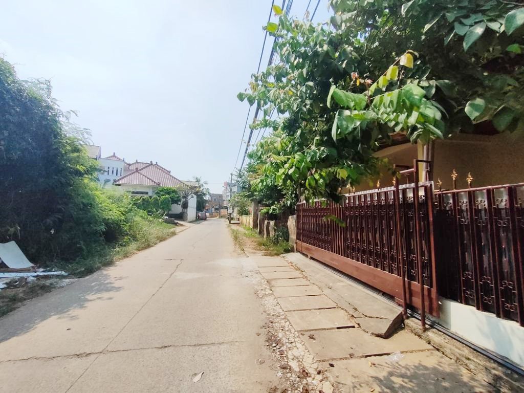 Rumah Dijual Murah Strategis di Komplek Dosen IKIP Jatikramat Jatiasih Kota Bekasi - 5