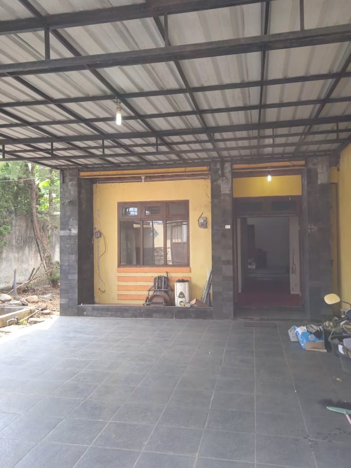 Dijual Rumah tepi Jl.Raya Solo Tawangmangu Karangpandan Karanganyar - 2