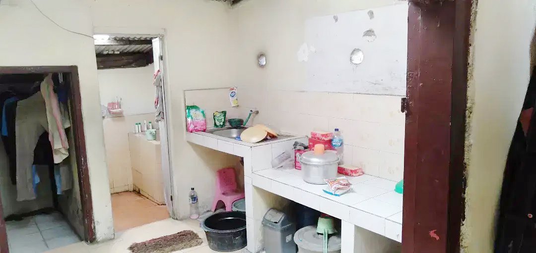 Dijual Rumah Kampung Plus Toko di Mojokerto Dekat Pusdik Brimob Watukosek - 9