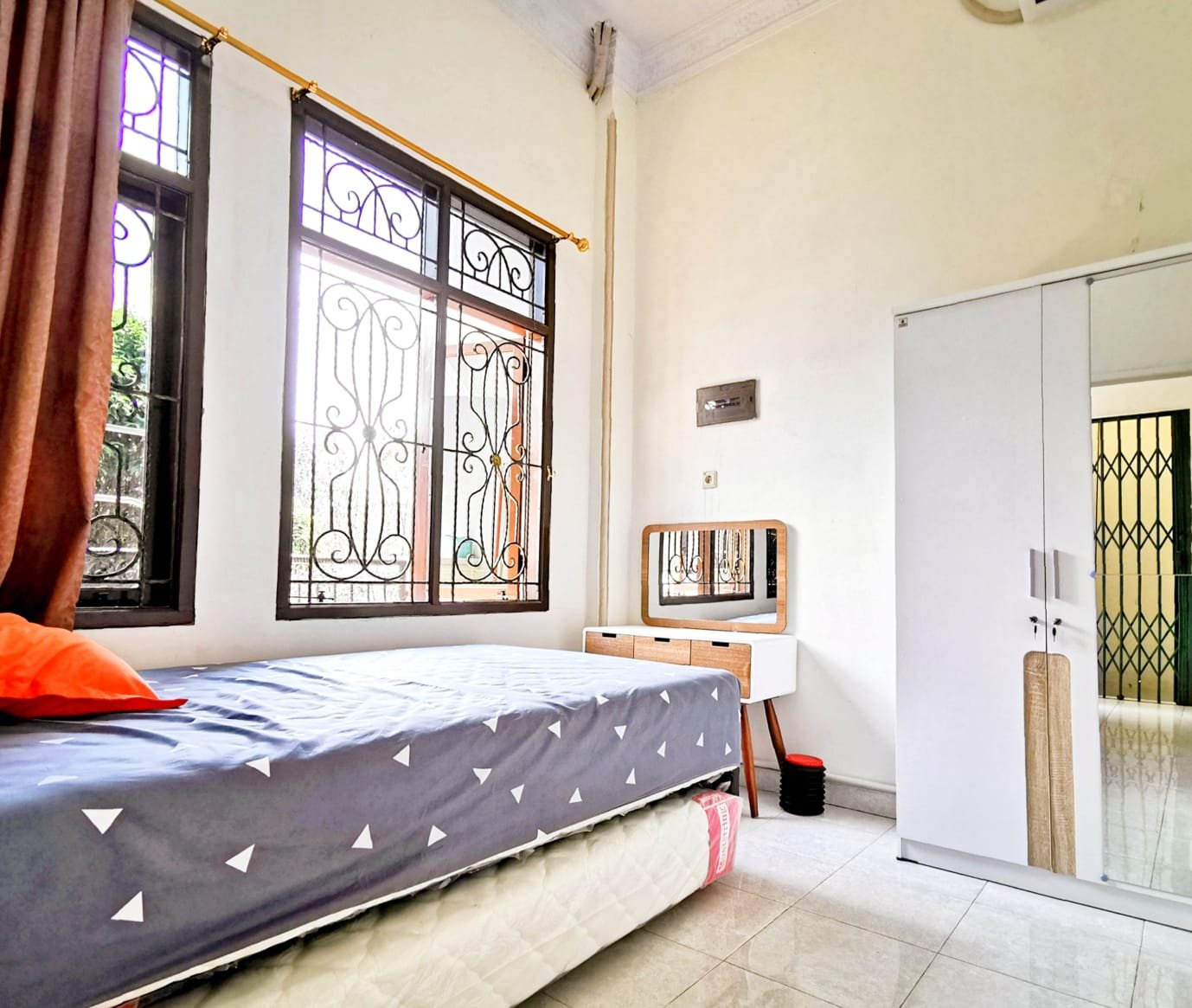 Kost Putri Petojo Cideng  Roxy, Grogol, Tanah Abang, Thamrin – Jakarta Pusat - 6