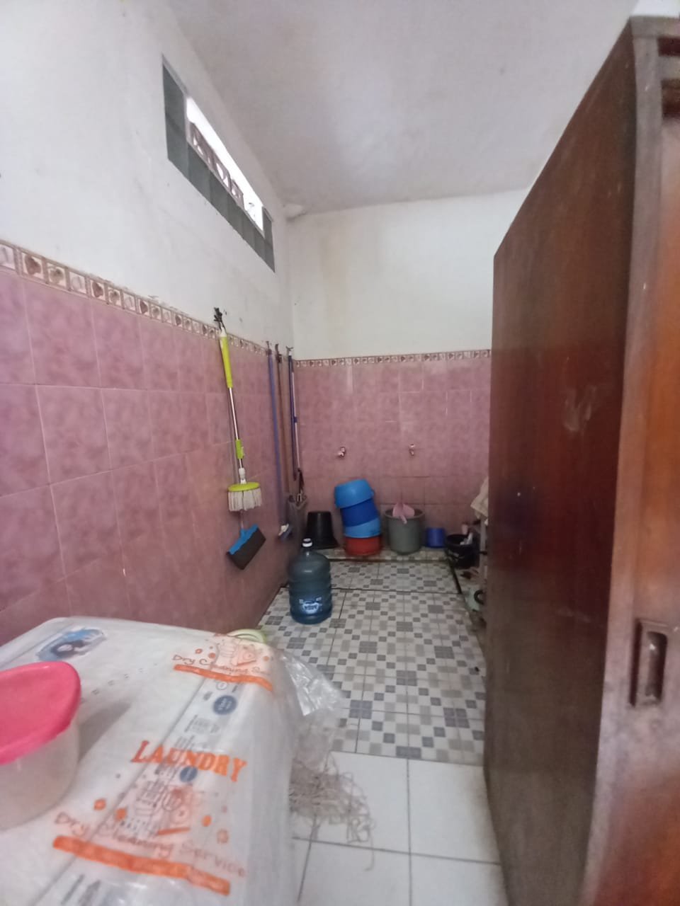 Rumah luas nyaman jalan depan lebar di kompleks area Lebak Bulus - 5