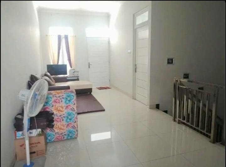 Dijual Cash/ Takeover Rumah 2 Lantai Dalam Cluster Jatibening, Bekasi Selatan - 9