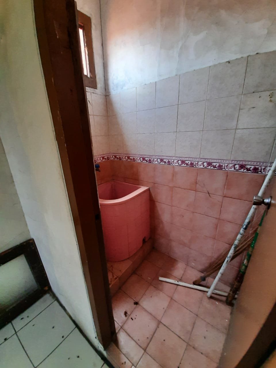 Dijual Murah Cocok untuk Rumah Tinggal atau Rumah Kost di Tanjung Priok Jakarta Utara - 16