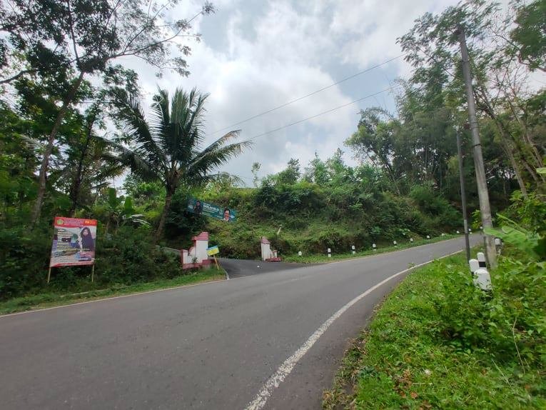 Jual Tanah Tepi Jl Raya Mojogedang Karanganyar - 2