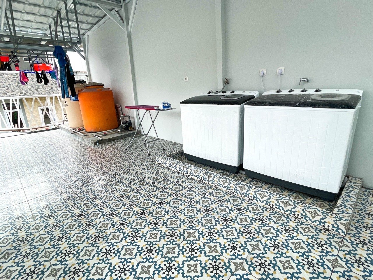 Dijual Rumah Kost 20 Kamar Terisi Penuh Di Tanjung Duren, Jakarta Barat - 3