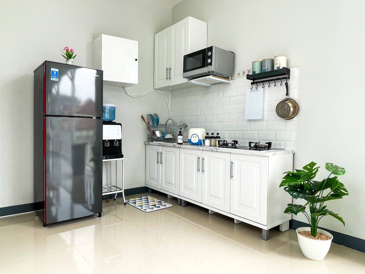 Dijual Rumah Kost 20 Kamar Terisi Penuh Di Tanjung Duren, Jakarta Barat - 10