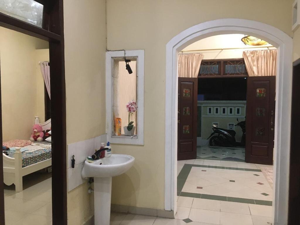 Dijual Murah Rumah di Jln Gunung Indrakila Denpasar Barat - Bali - 5