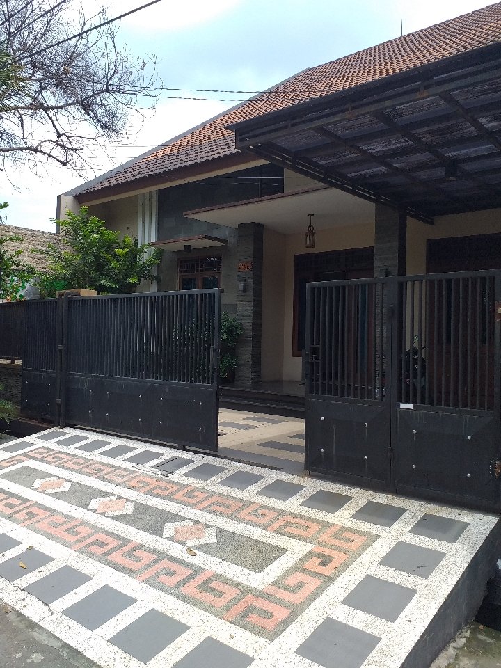 Dijual Rumah Hunian yg Nyaman dan Tenang Jauh dari Kebisingan, Taman Pondok Jati,Sidoarjo - 2