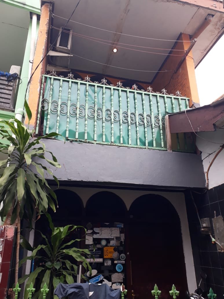 DIJUAL RUMAH 2 LANTAI LOKASI STRATEGIS JALAN CUCAKRAWA BUKIT DURI PUTERAN, TEBET JAKSEL DEKAT STASIUN KA TEBET DAN MANGGARA, DEKAT TEMPAT KULINER TEBETI - 1