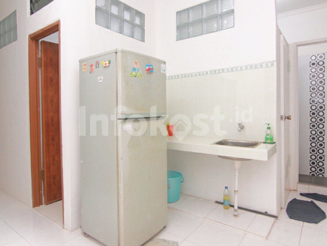 Kost Dekat Blok M Square dan Stasiun MRT Blok M Kebayoran Baru Jakarta Selatan - 6