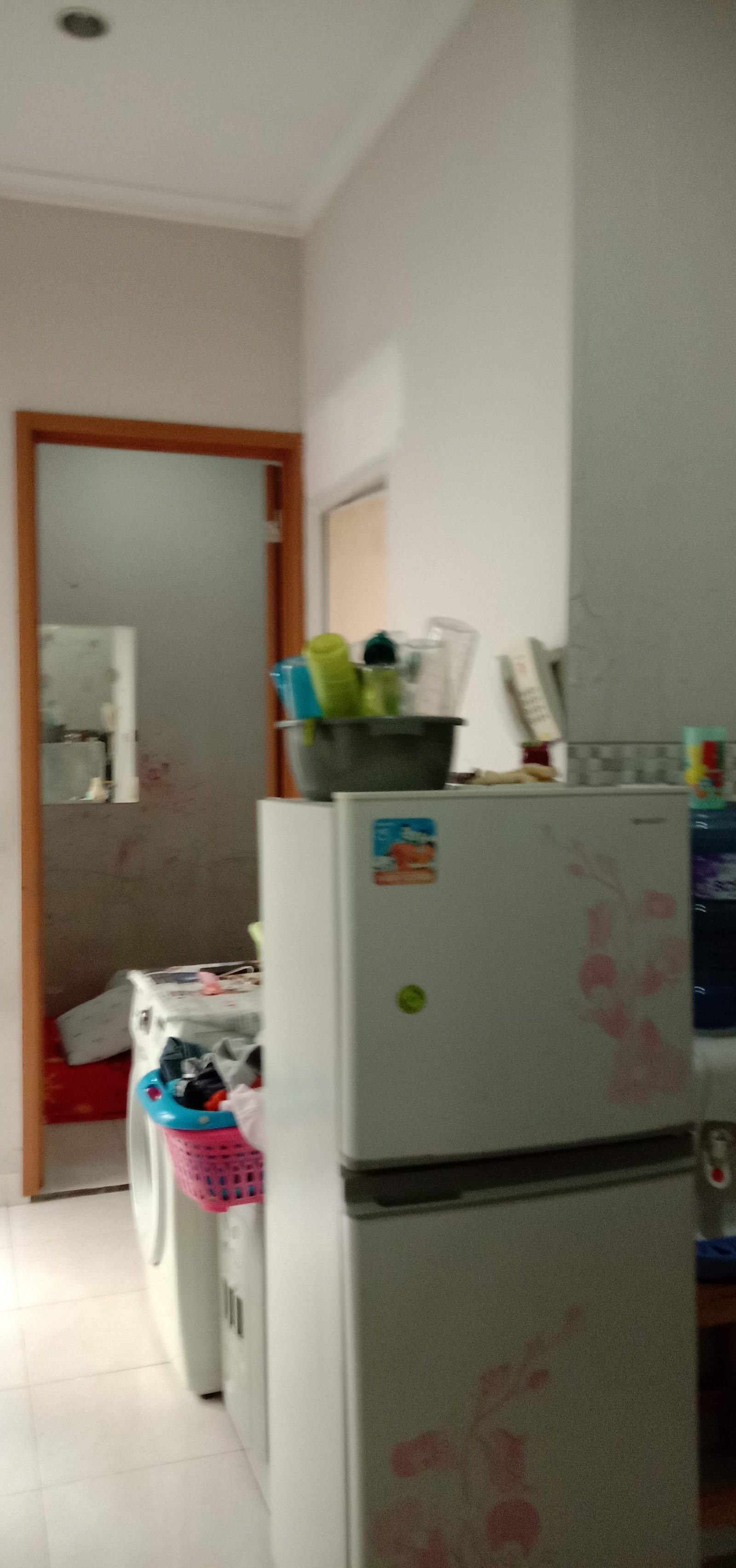 cierende permai, dalam komplek. harga bagus,sudah fix. karena fully furnished - 4
