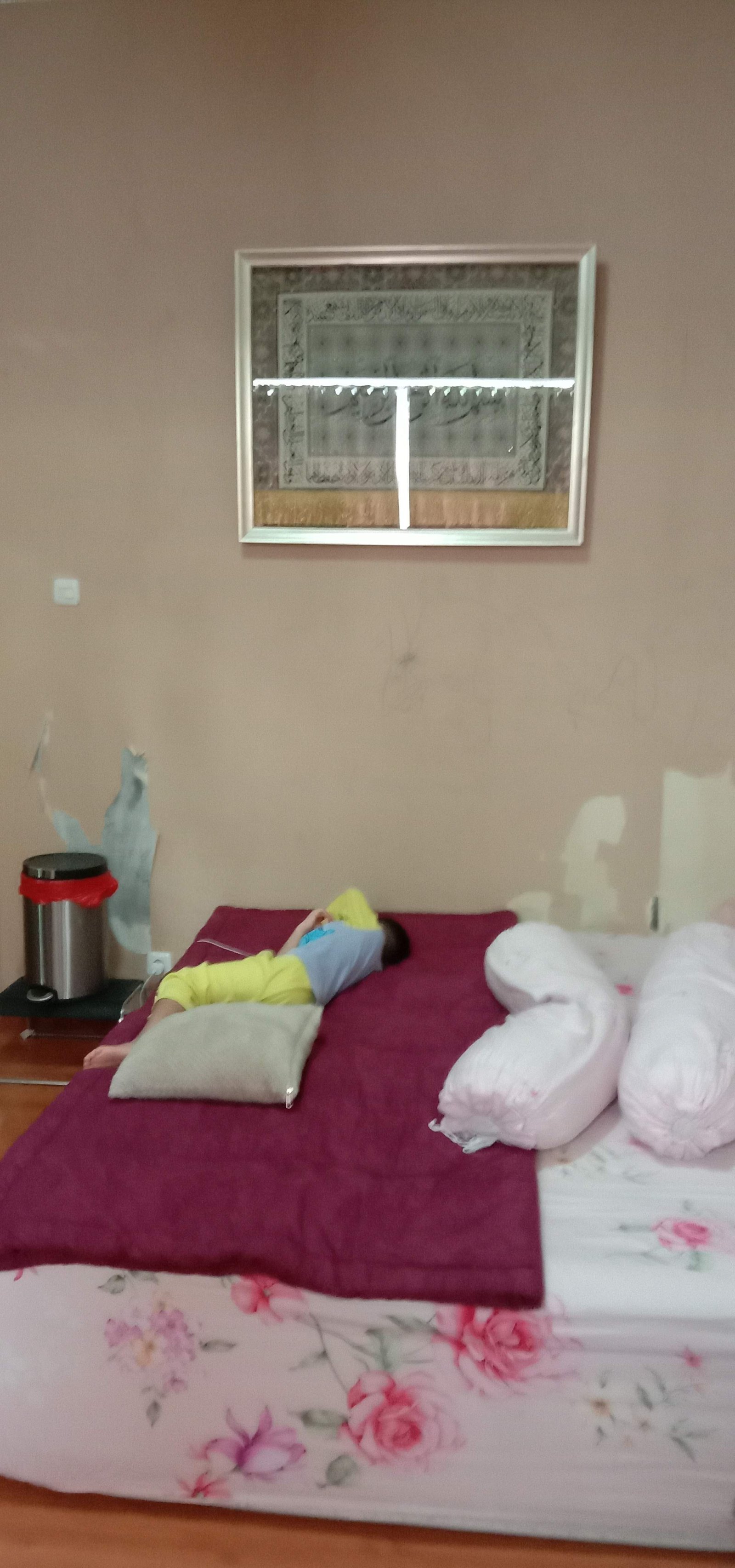 cierende permai, dalam komplek. harga bagus,sudah fix. karena fully furnished - 5