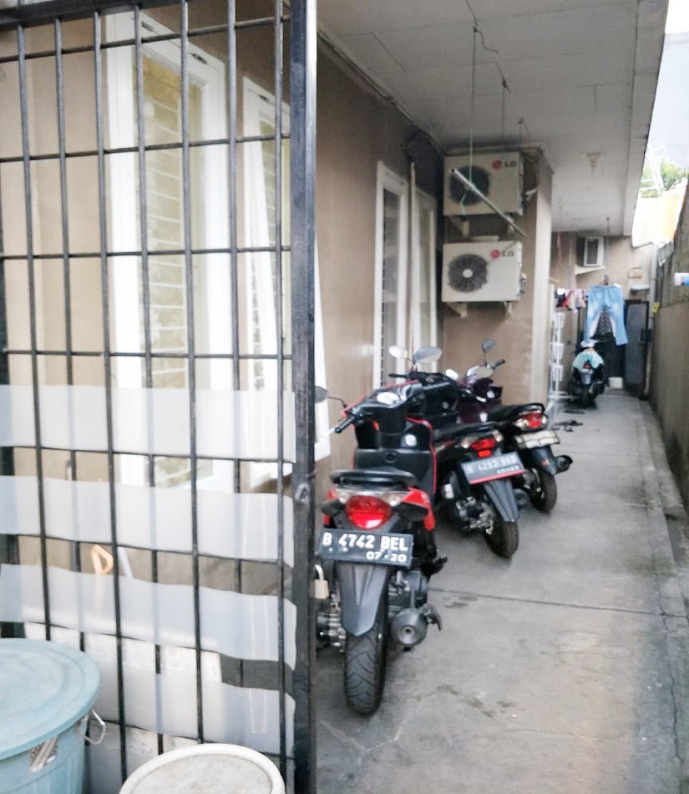 Rumah Dijual di Joglo Kembangan Jakarta Barat Dekat Pintu Tol Joglo Meruya - 9