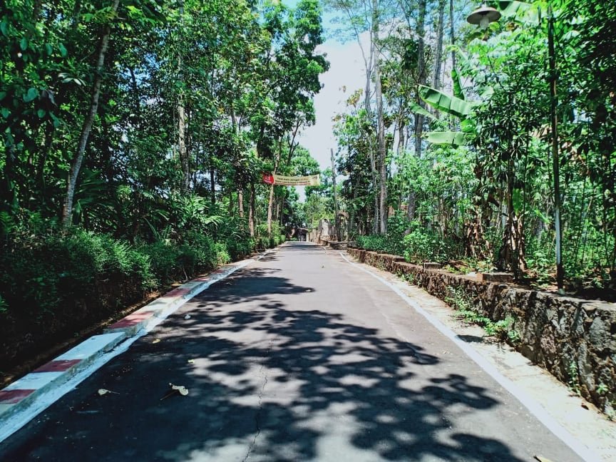 Dijual Tanah Super Datar Dekat Pasar & Fasilitas Umum Mojogedang Karanganyar - 4