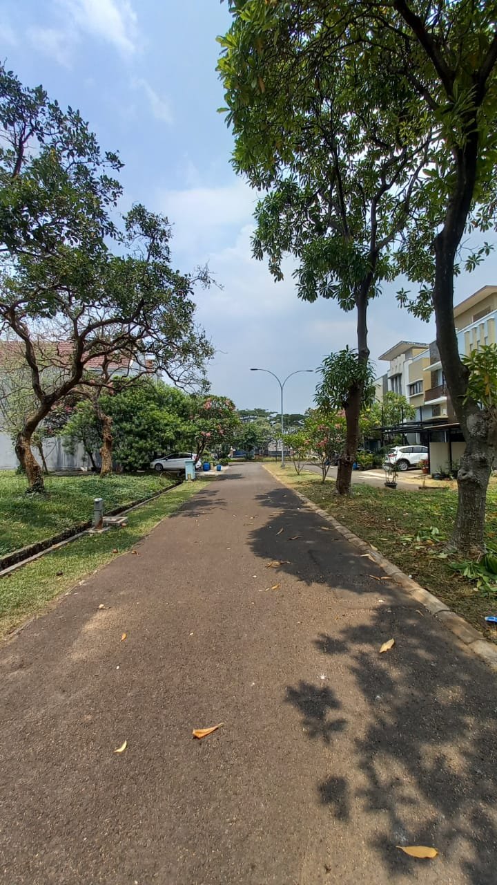 Dijual Murah Tanah Luas 150m2 & 300m2 Lokasi Strategis Lippo Karawaci - 8