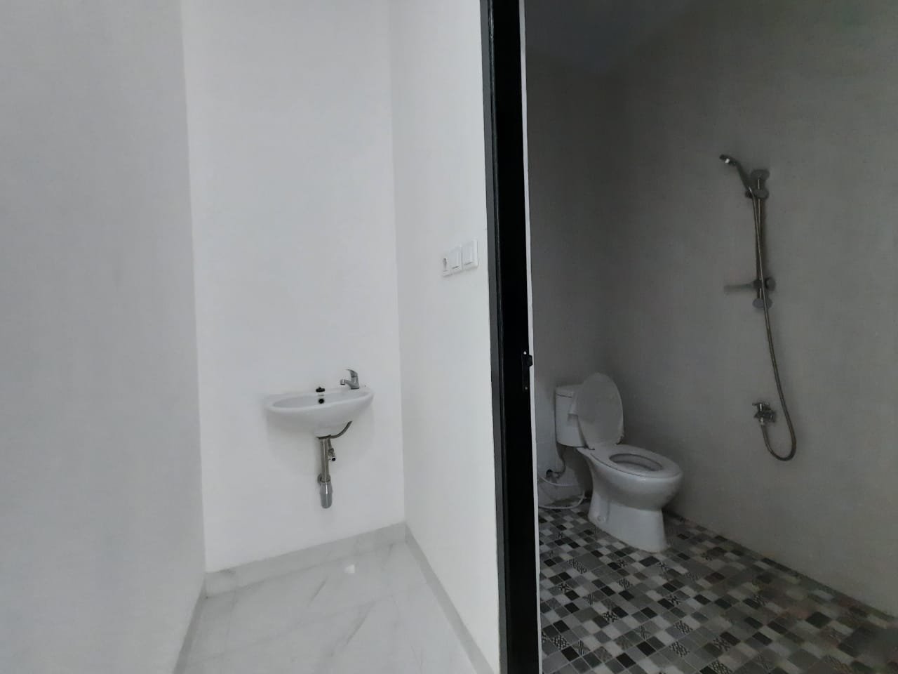 Dijual Rumah Kav.15 Cluster Ray House Residence Jagakarsa Jakarta Selatan - 9