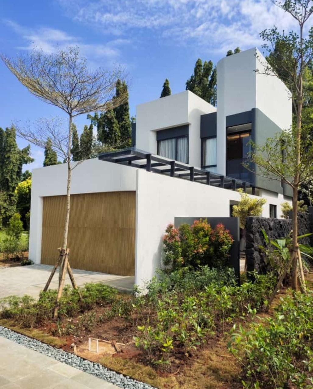 Rumah Cluster mewah ada Danau di Sawangan -Murah - 2