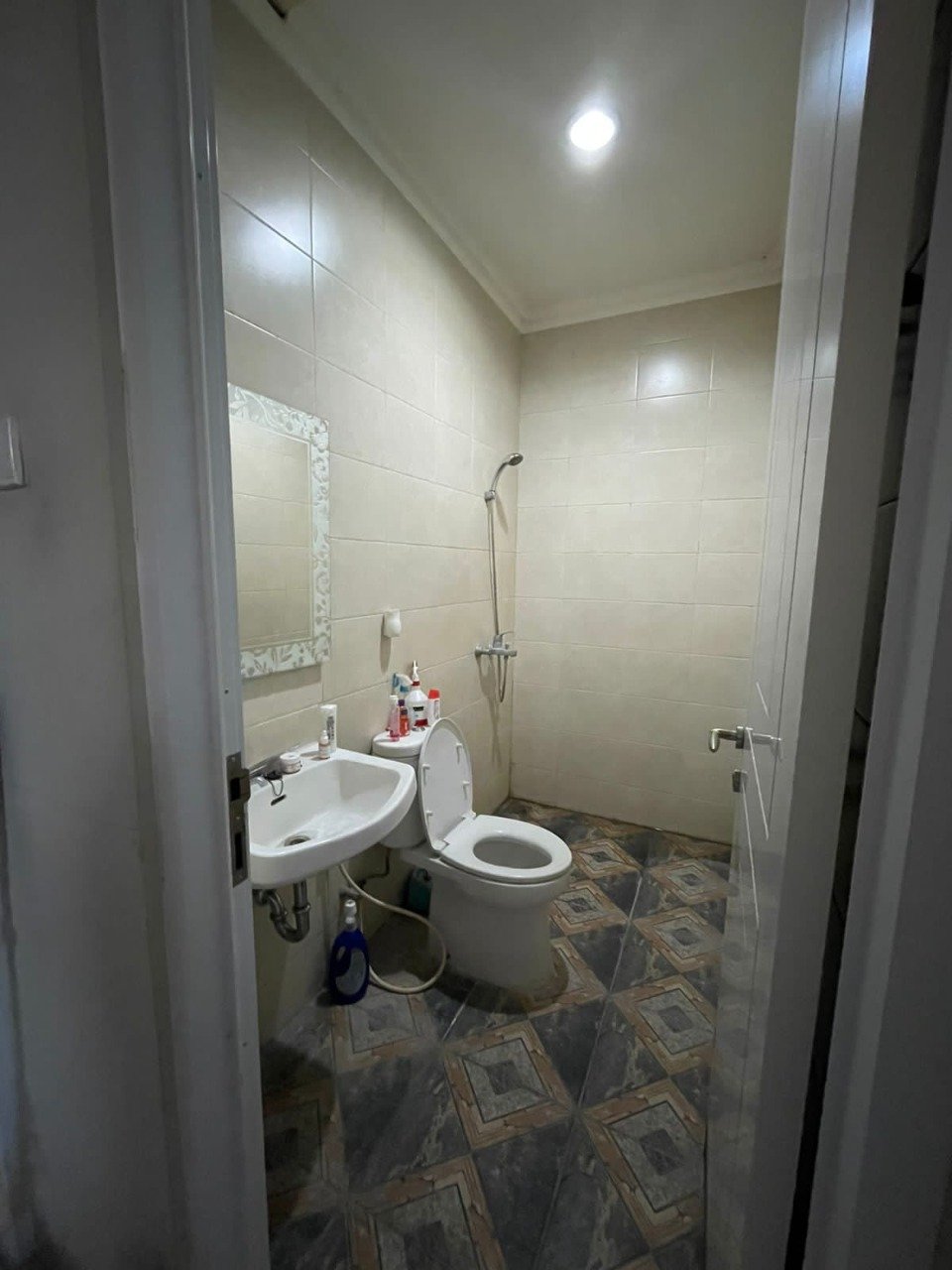 Dijual Rumah di Citraland Tegal Full Sudah Renovasi, Bebas Banjir - 18