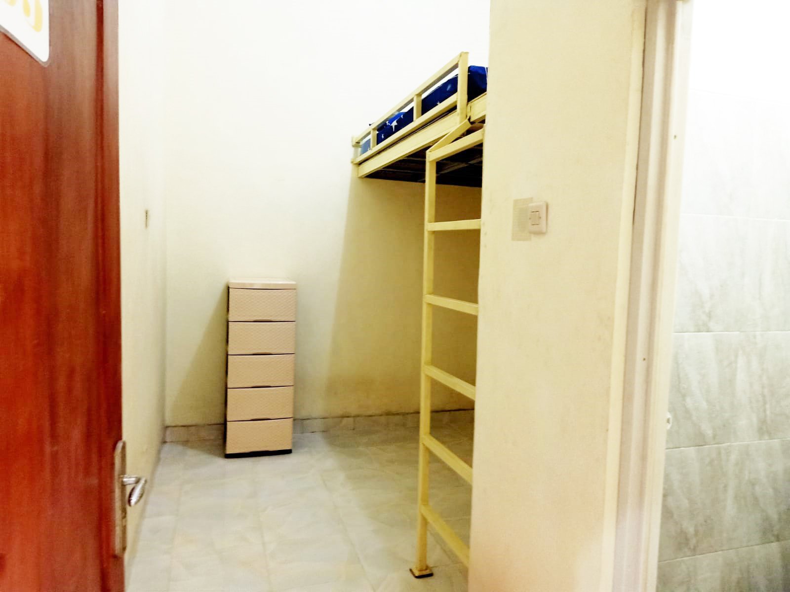 Kost di Kandangan Surabaya Dekat UNESA, Pakuwon Mall dan Mall Ciputra World - 4