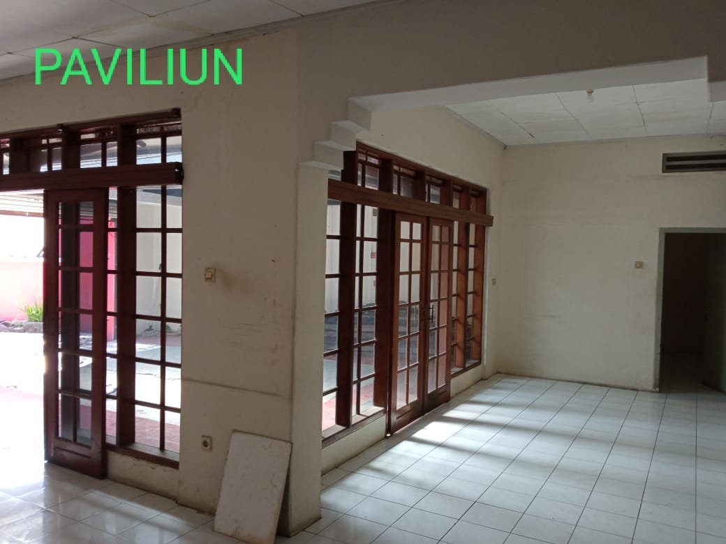 Dikontrakkan Seluruh Rumah Hook ,Jl KH Ahmad Dahlan 102 (d/h Jl Banteng) - 2