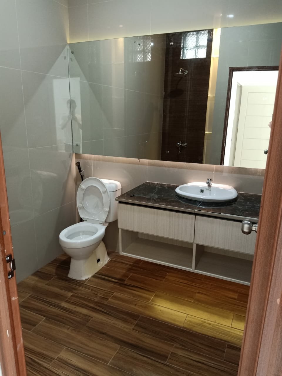 DIJUAL RUMAH SIAP HUNI FULL FURNISH BISA UNTUK KOSAN STRATEGIS INTI KOTA MEDAN - 6
