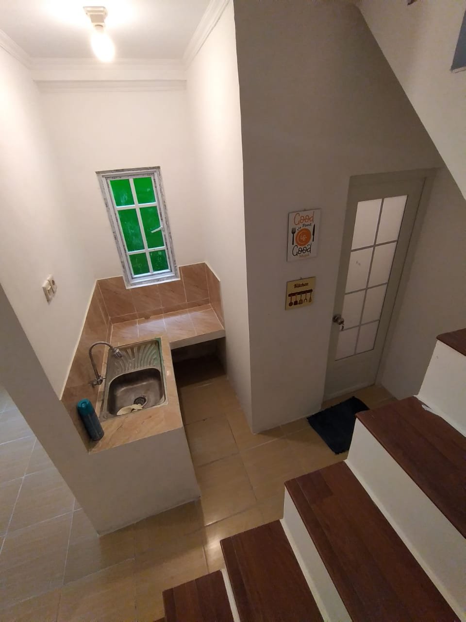Dijual Rumah Baru Desain Klasik Minimalis di Utan Kayu Matraman - 9