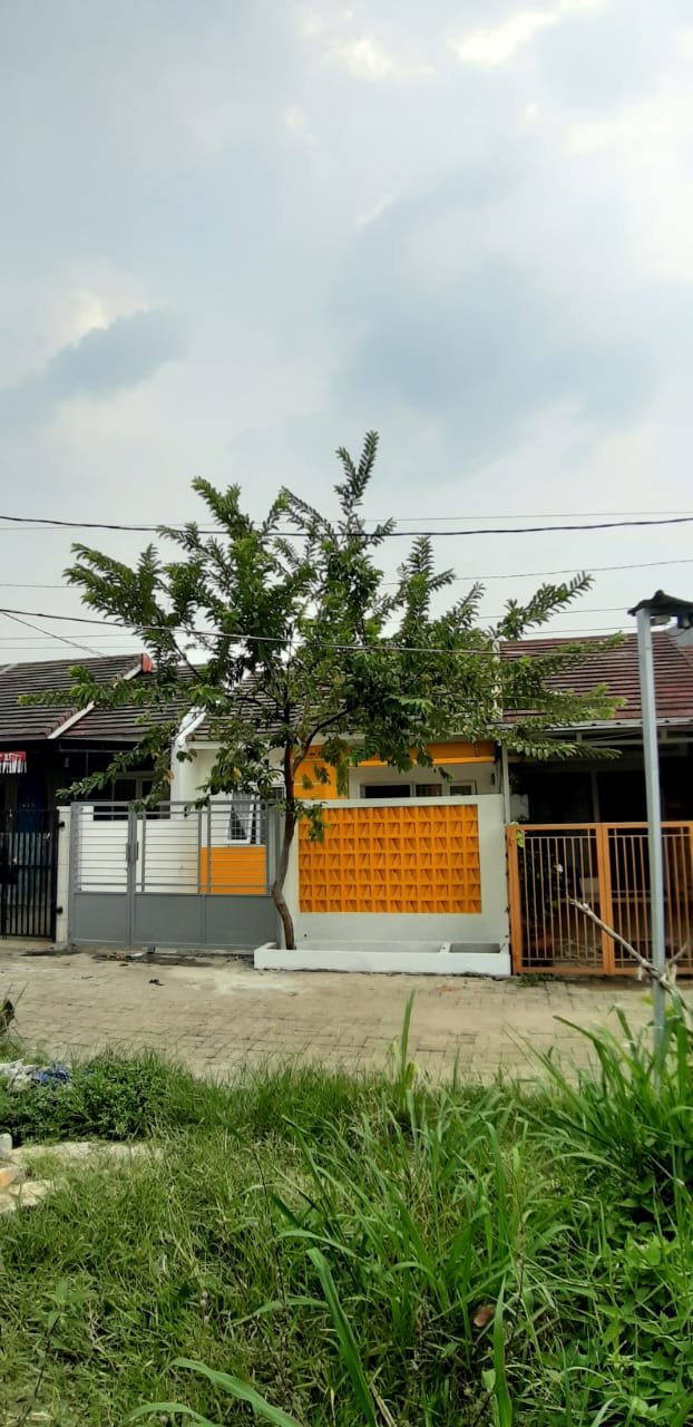 Dijual Cepat Rumah Murah Daerah Komplek Danamon-Greenhill, Jatiasih Bekasi - 2