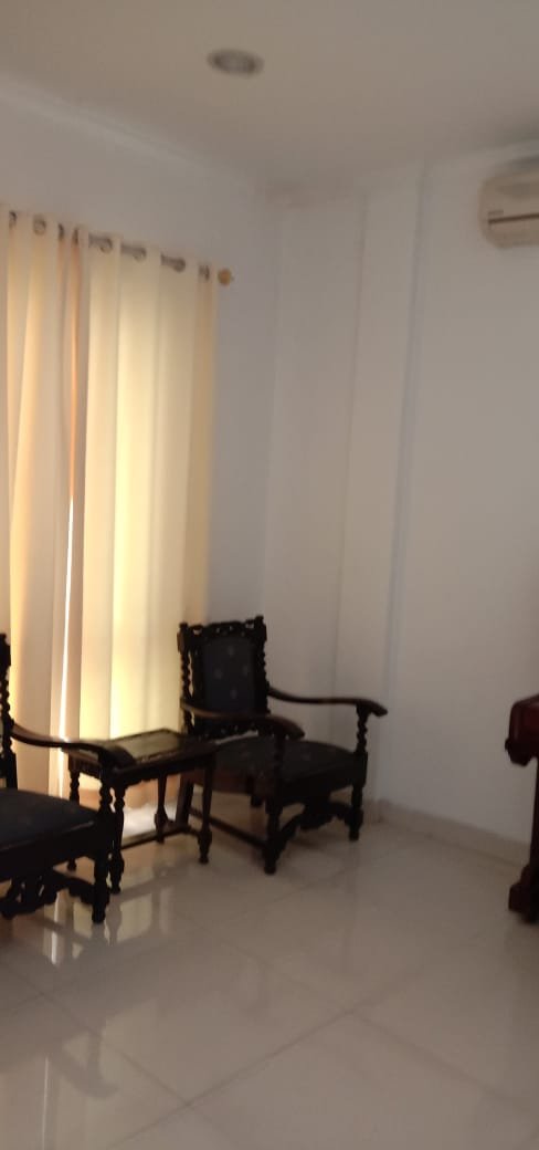 Spesial Bona Indah rumah apik model apartment semi furnished - 3