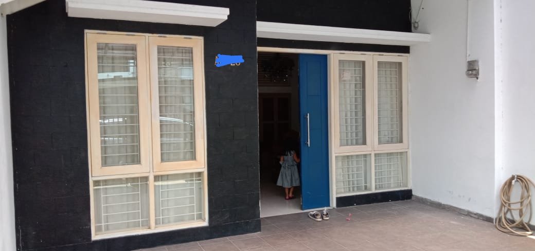 Spesial Bona Indah rumah apik model apartment semi furnished - 2