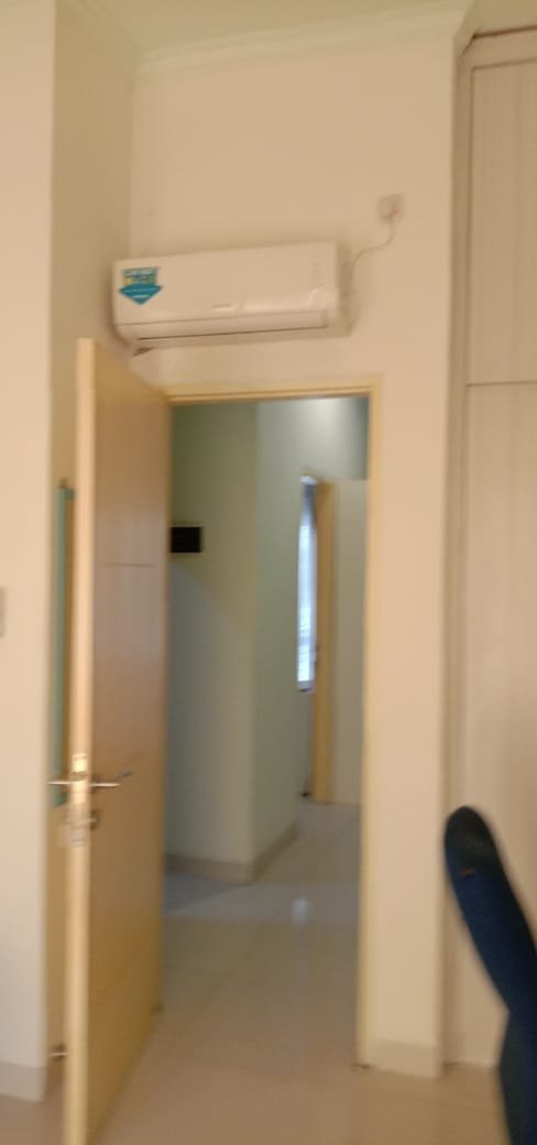 Spesial Bona Indah rumah apik model apartment semi furnished - 4