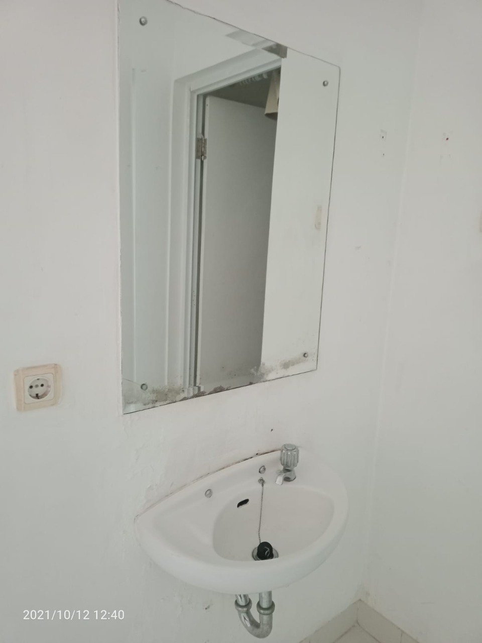 Disewakan/ Dijual Rumah Bagus dan Nyaman di Serpong Natura City, Tangerang - 4