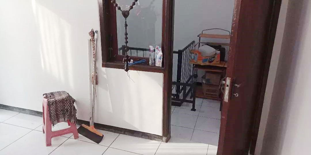 Rumah Dijual 2 Lantai di Karangpilang Kota Surabaya Dekat SMA Negeri 22 Surabaya - 11