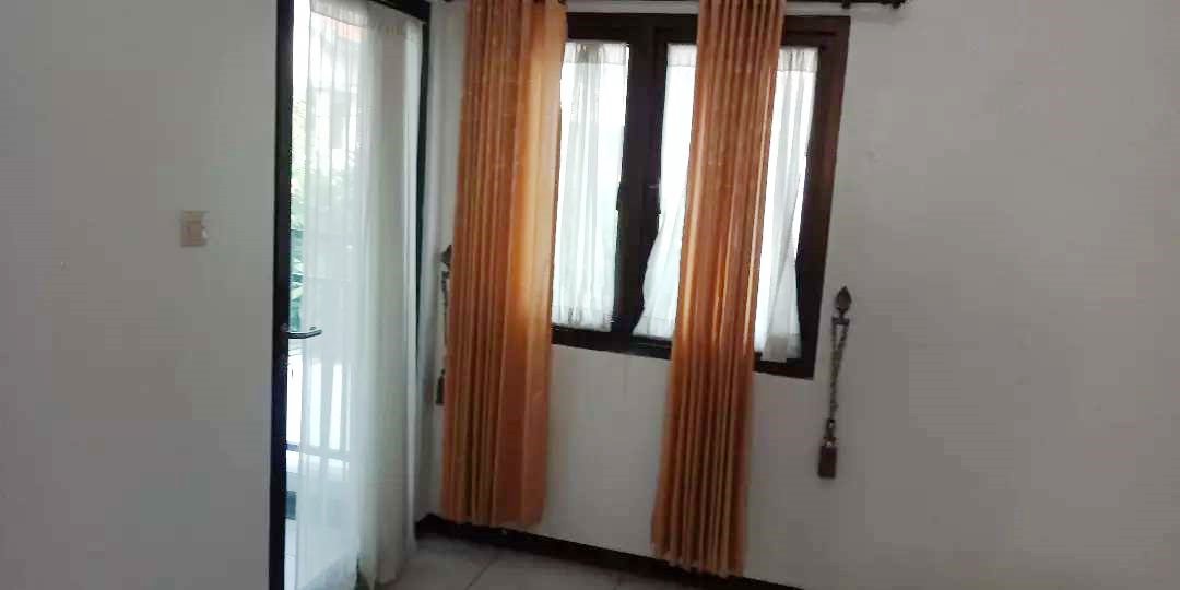 Rumah Dijual 2 Lantai di Karangpilang Kota Surabaya Dekat SMA Negeri 22 Surabaya - 4