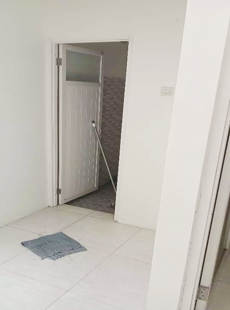 Dijual Rumah Minimalis Siap Huni di Karangpilang Kota Surabaya Dekat Pasar Kebraon - 13