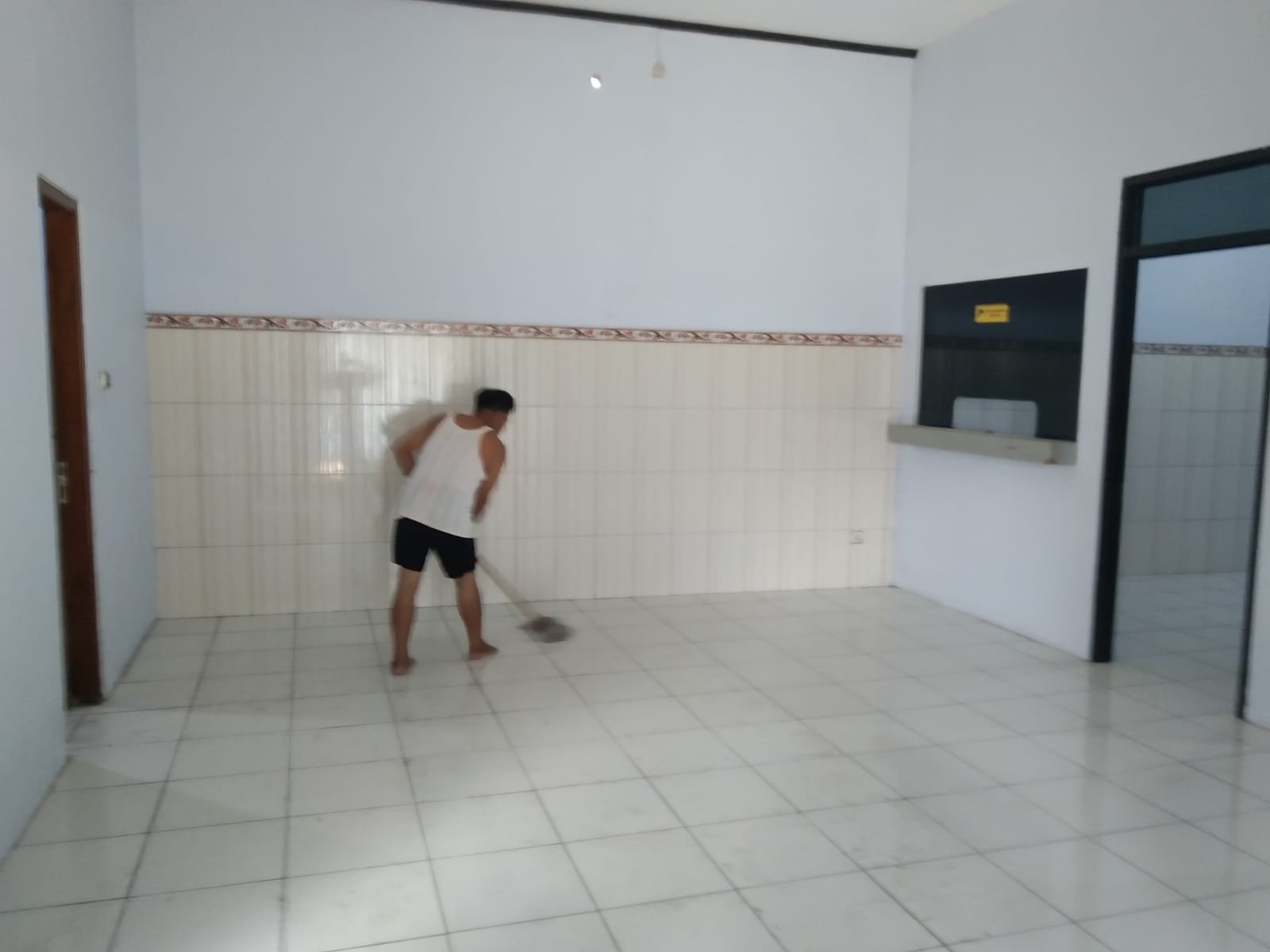DISEWAKAN GUDANG BARU DIRENOVASI LOKASI SANGAT STRATEGIS DI TENGAH KOTA DAN DI JALUR JALAN RAYA KABUPATEN - 12