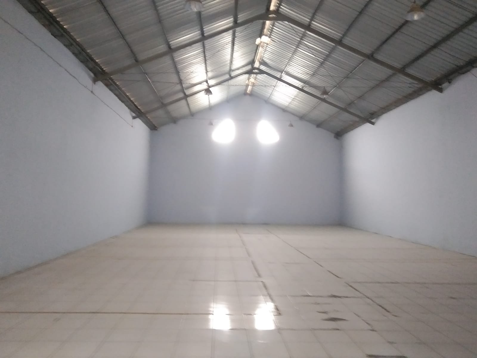 DISEWAKAN GUDANG BARU DIRENOVASI LOKASI SANGAT STRATEGIS DI TENGAH KOTA DAN DI JALUR JALAN RAYA KABUPATEN - 11