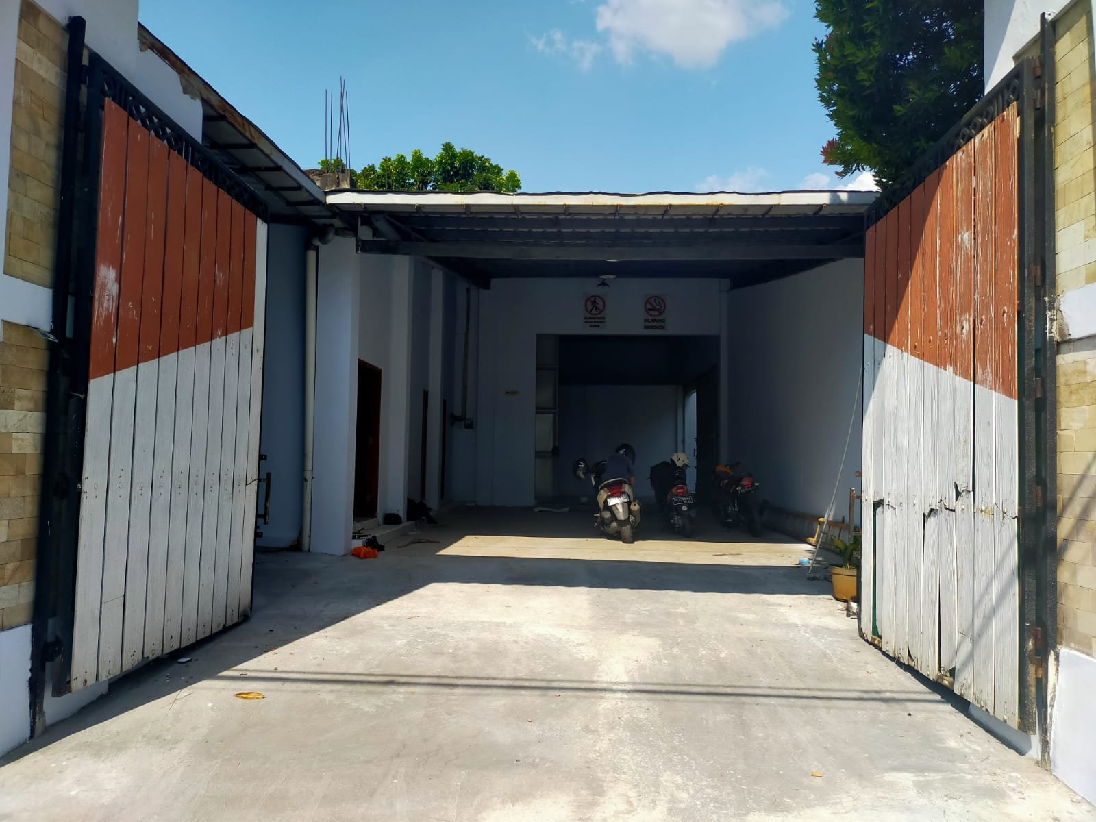 DISEWAKAN GUDANG BARU DIRENOVASI LOKASI SANGAT STRATEGIS DI TENGAH KOTA DAN DI JALUR JALAN RAYA KABUPATEN - 4