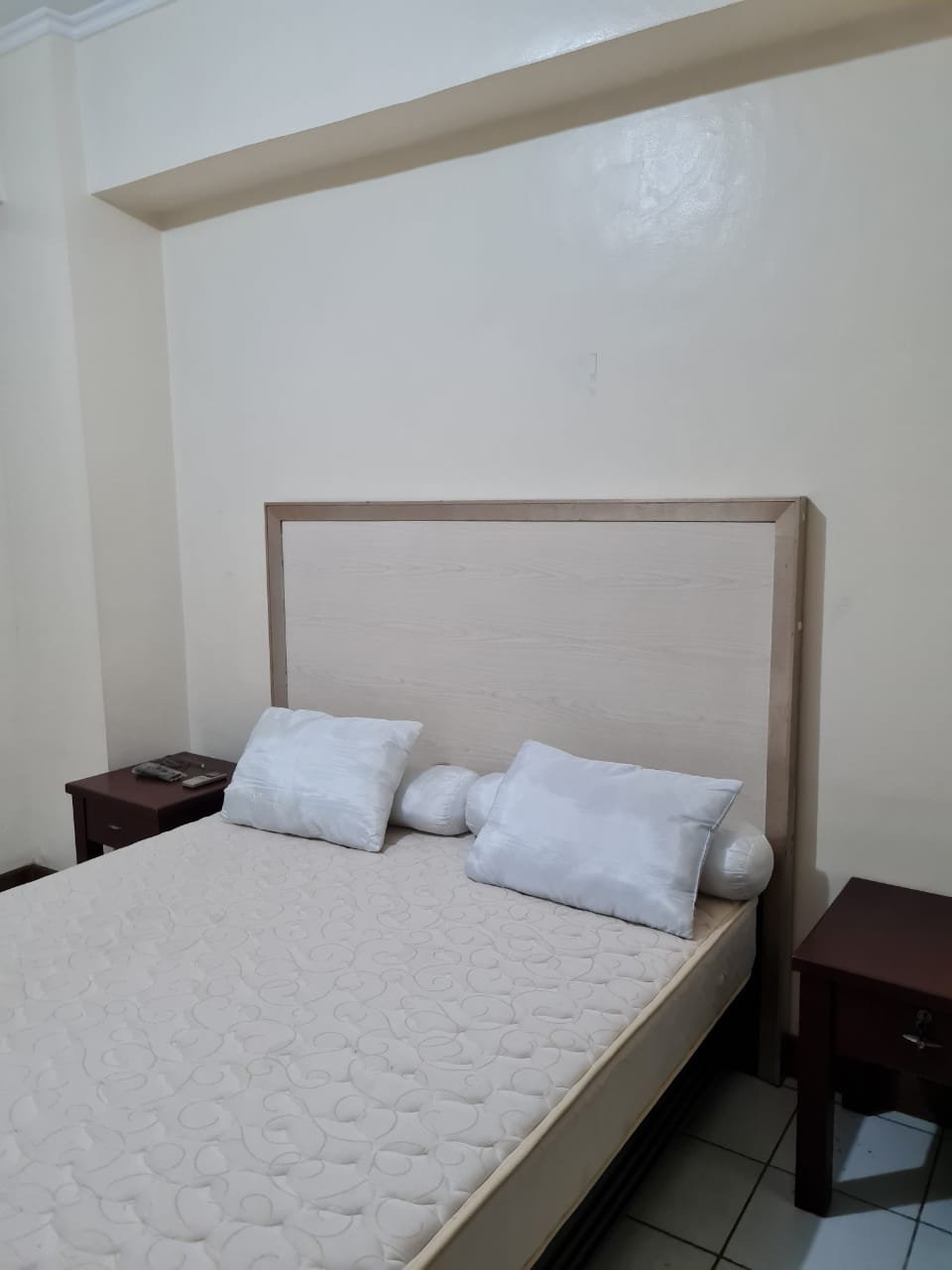 Sewa Apartment Wesling Kedoya 3BR, Kedoya Garden - 4