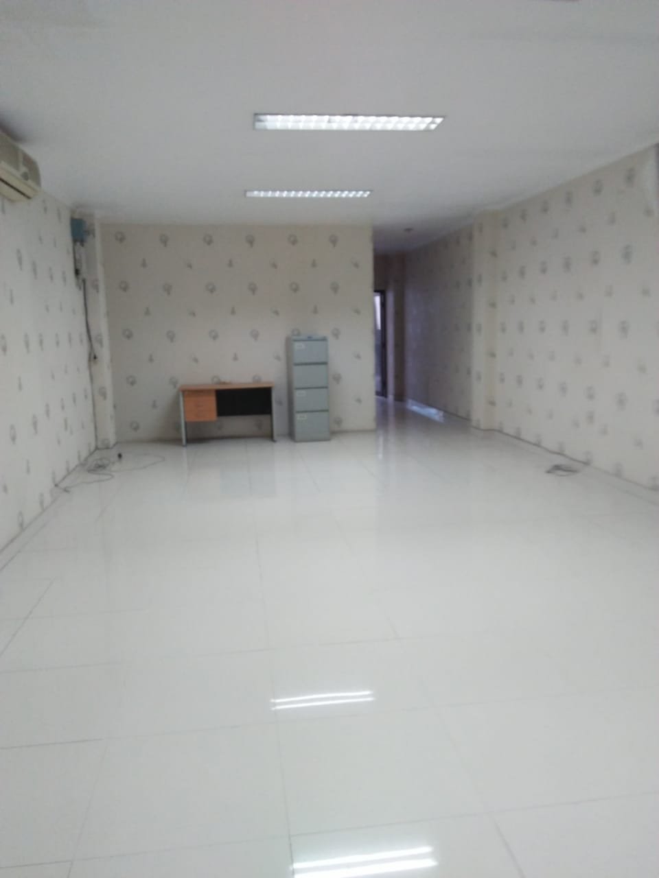 Dijual Cepat Ruko Murah Lokasi Strategis area di Daerah Sunter Garden, Jakarta Utara - 2