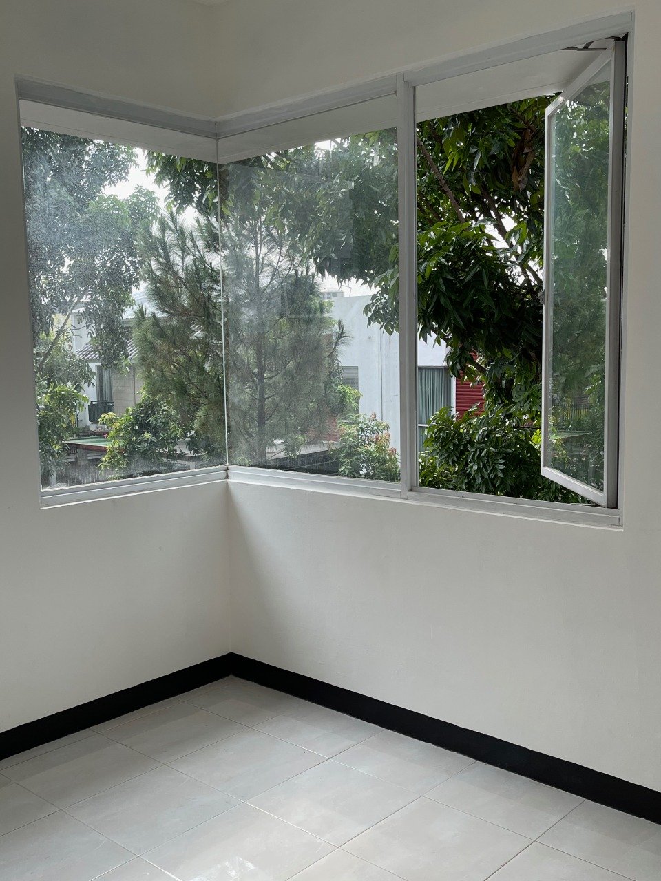 Rumah Disewakan MAHOGANY RESIDENCE G-22, CIBUBUR, JAKARTA TIMUR - 7