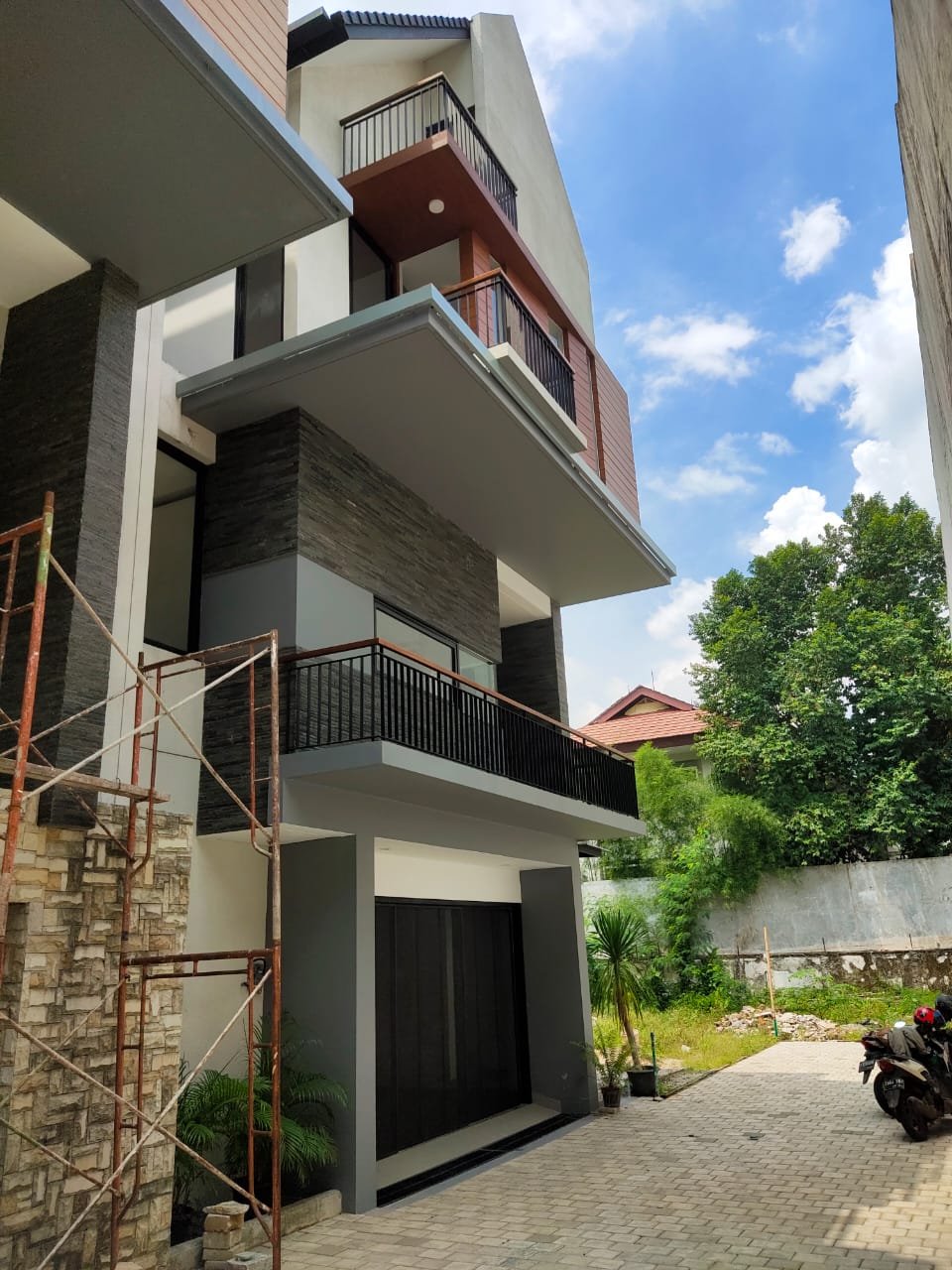 Tanah kavling komersil Luas 146 m2 dalam Cluster siap bangun dikawasan Senayan - 5