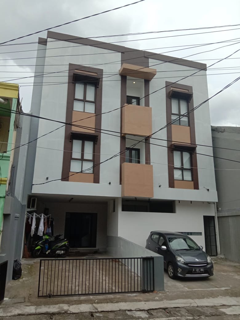 Rumah kos - kosan murah di Tebet 3 lantai  Full Penyewa hanya 7.350 M Sj - 1