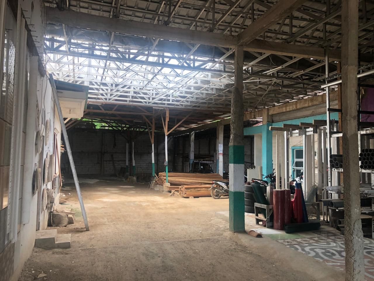 Dijual Bangunan Komersil, Toko dan Rumah Cocok Untuk Usaha/ Investasi - 3