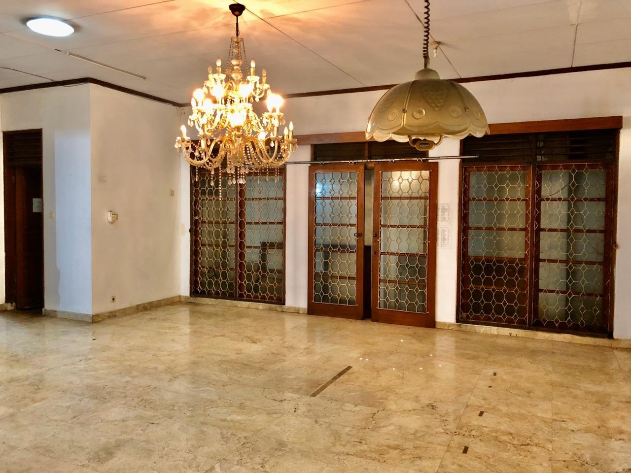 Rumah seken cocok untuk Kos-kosan di Pancoran, Jakarta Selatan - 5