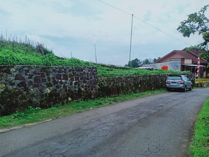 Dijual Tanah 537m² Tepi Jl DPU Kemuning Ngargoyoso Karanganyar - 6