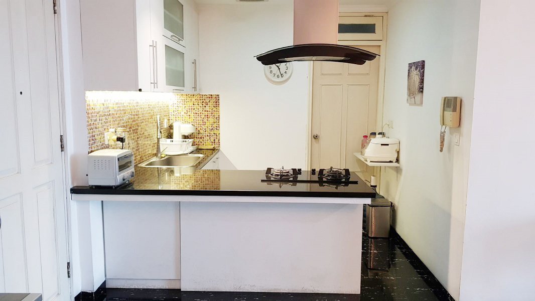 Jual Cepat French Walk Apartement 3BR Full Furnished Dekat MOI dan Dekat Mall Kelapa Gading - 6